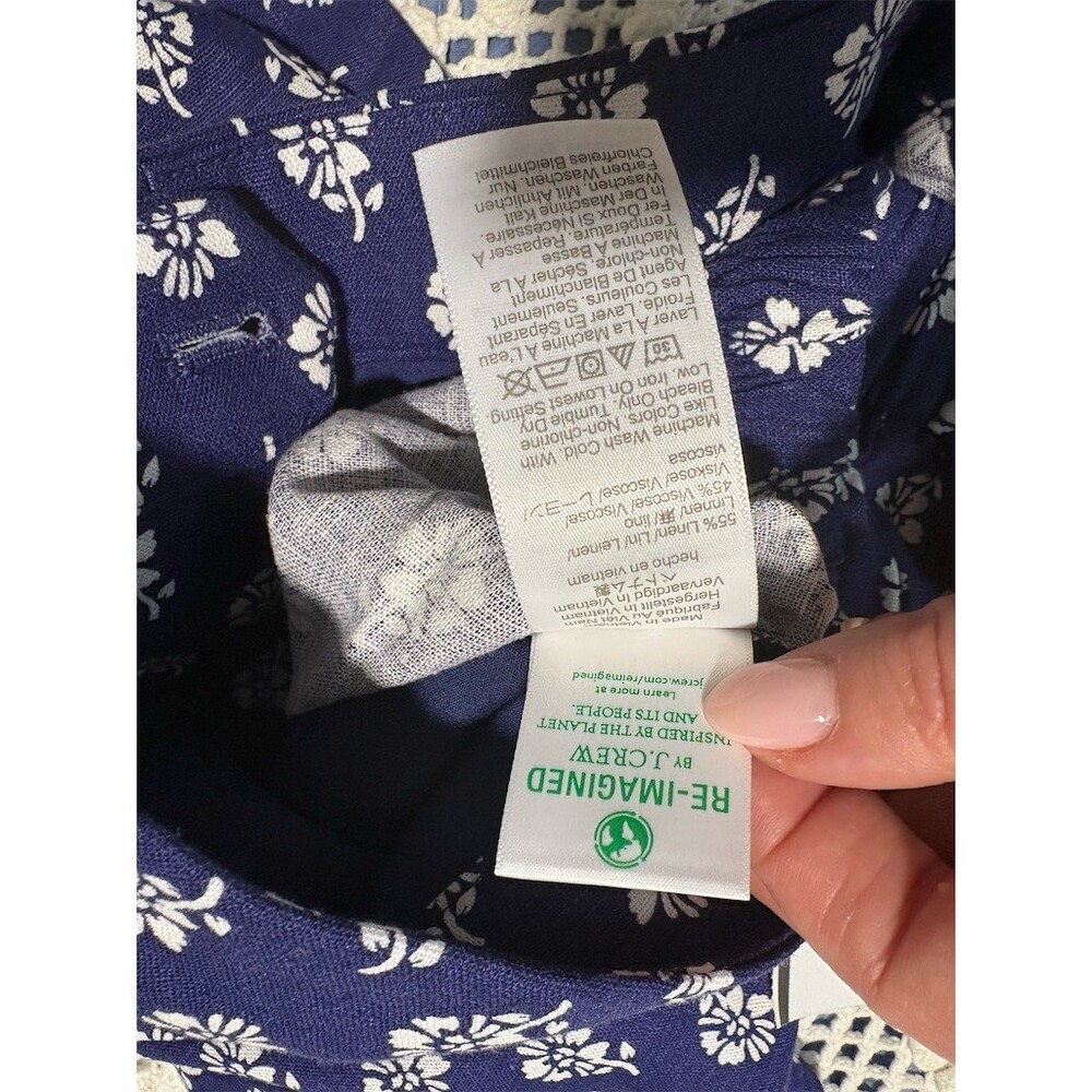 J.Crew 5” Linen Blend Shorts Womens Size 6 Navy Blue White Floral Print Casual - Picture 6 of 7